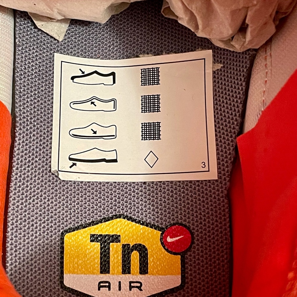 Air Max Plus Decon - Picture 10 of 11